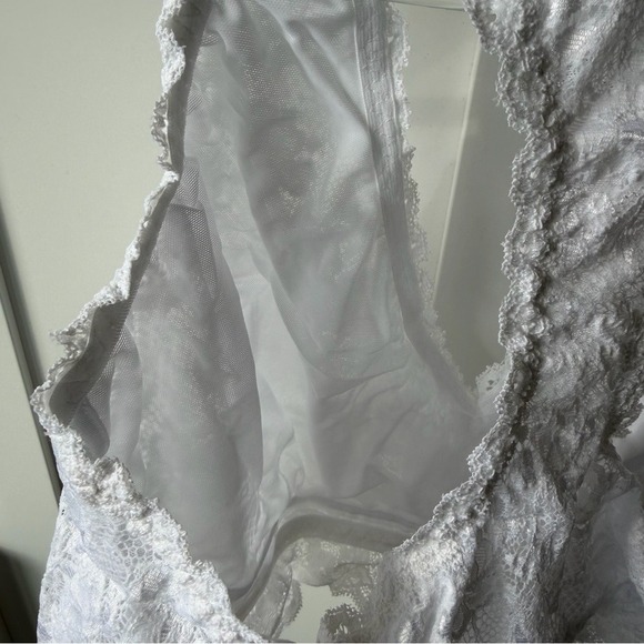 Cosabella Never say never Racie racer back bralette lace white 1X NWT - Picture 9 of 9